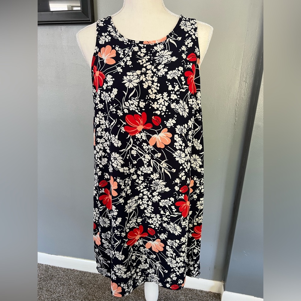 Dalia, Floral Navy, Red and Peach, Size 4